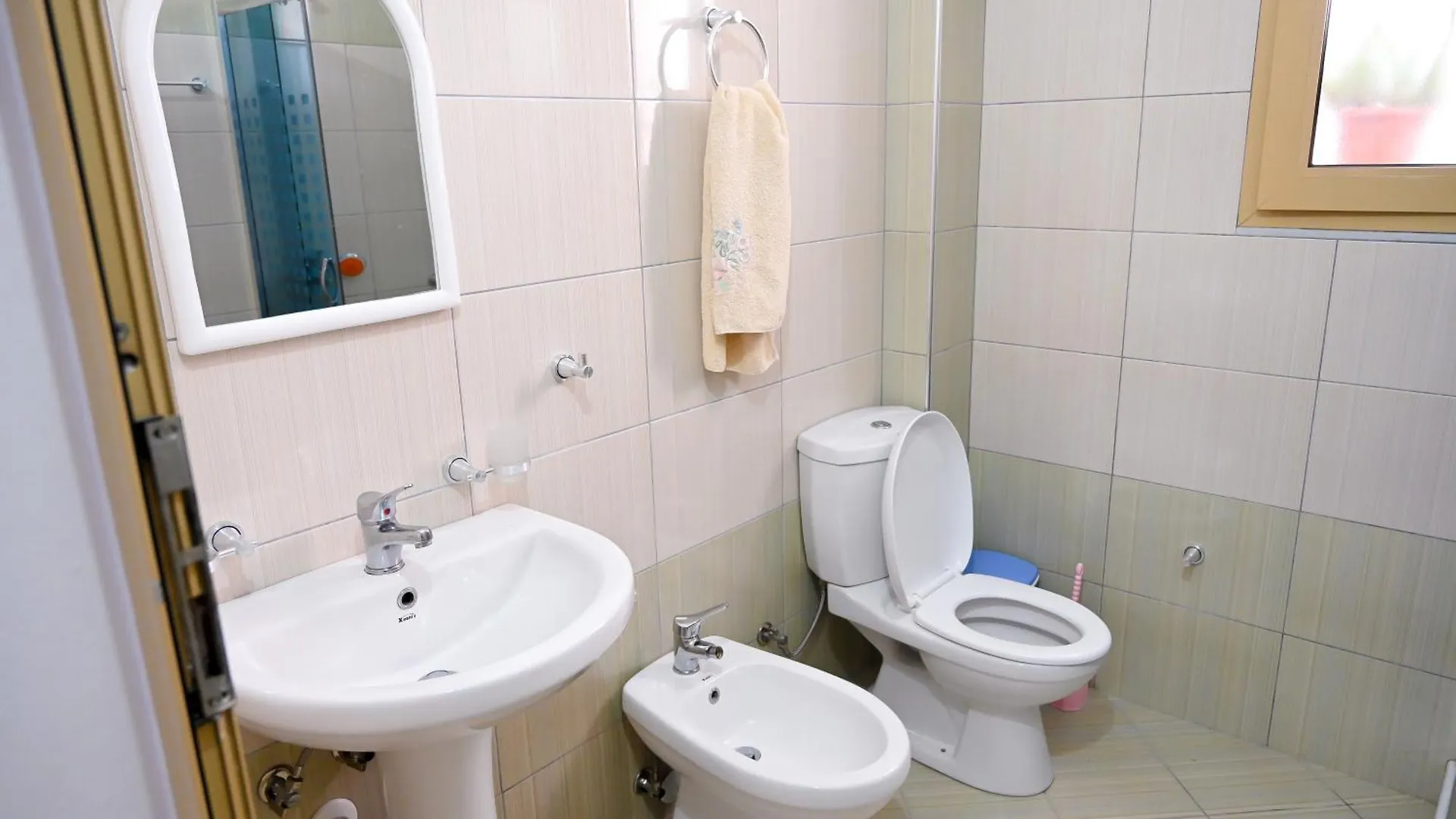 Shengjin Holidays Apartments