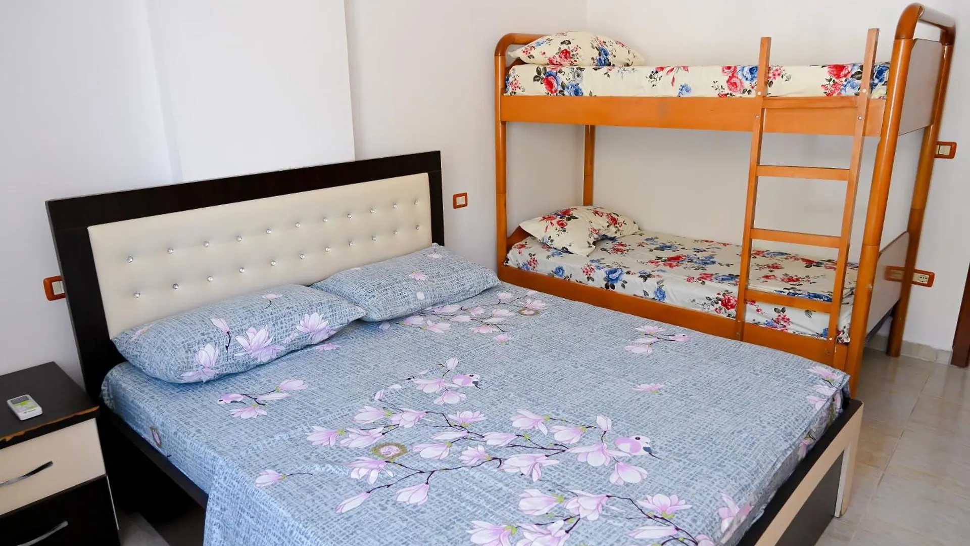 Shengjin Holidays Apartments