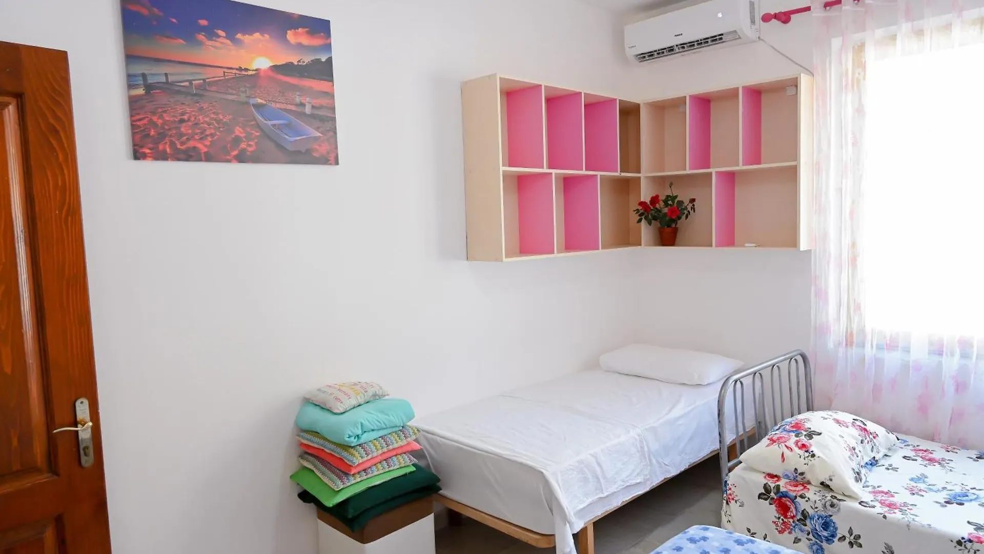 Shengjin Holidays Apartments