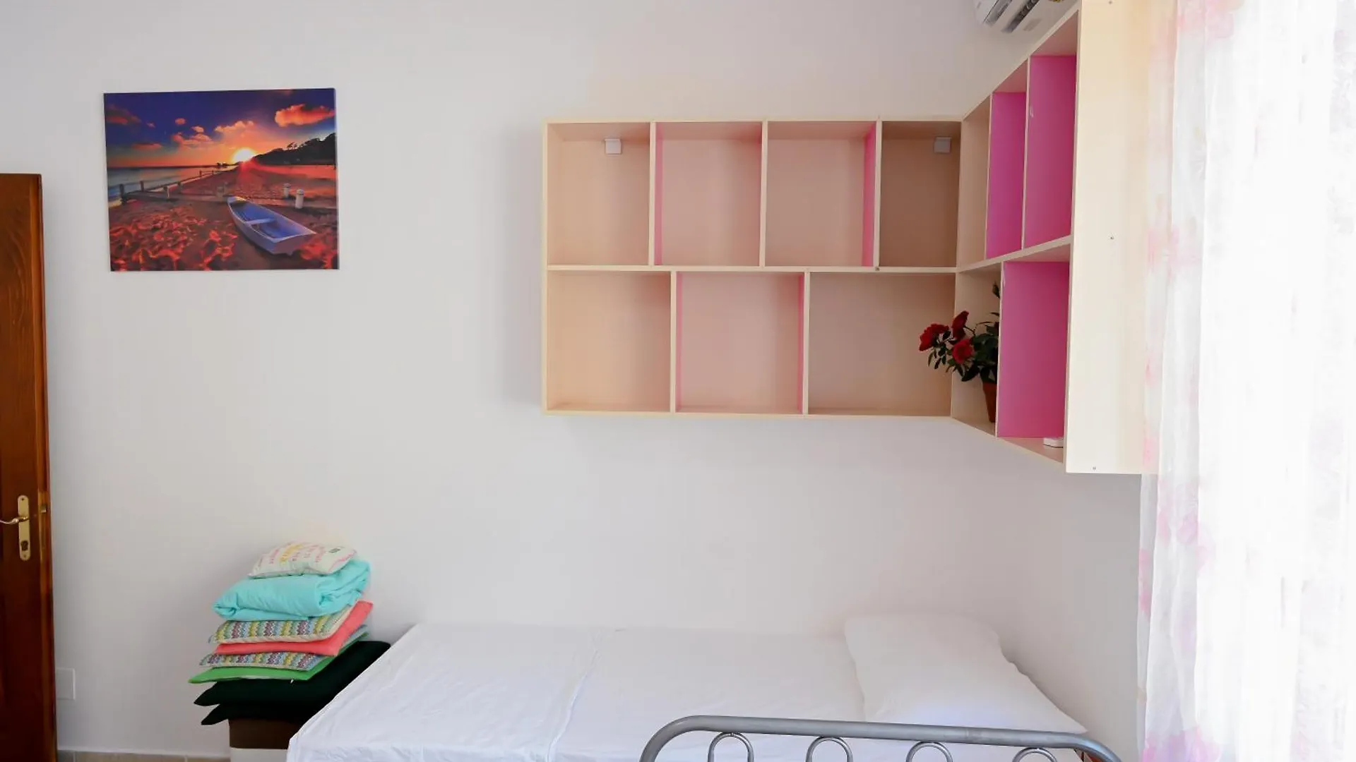 Shengjin Holidays Apartments