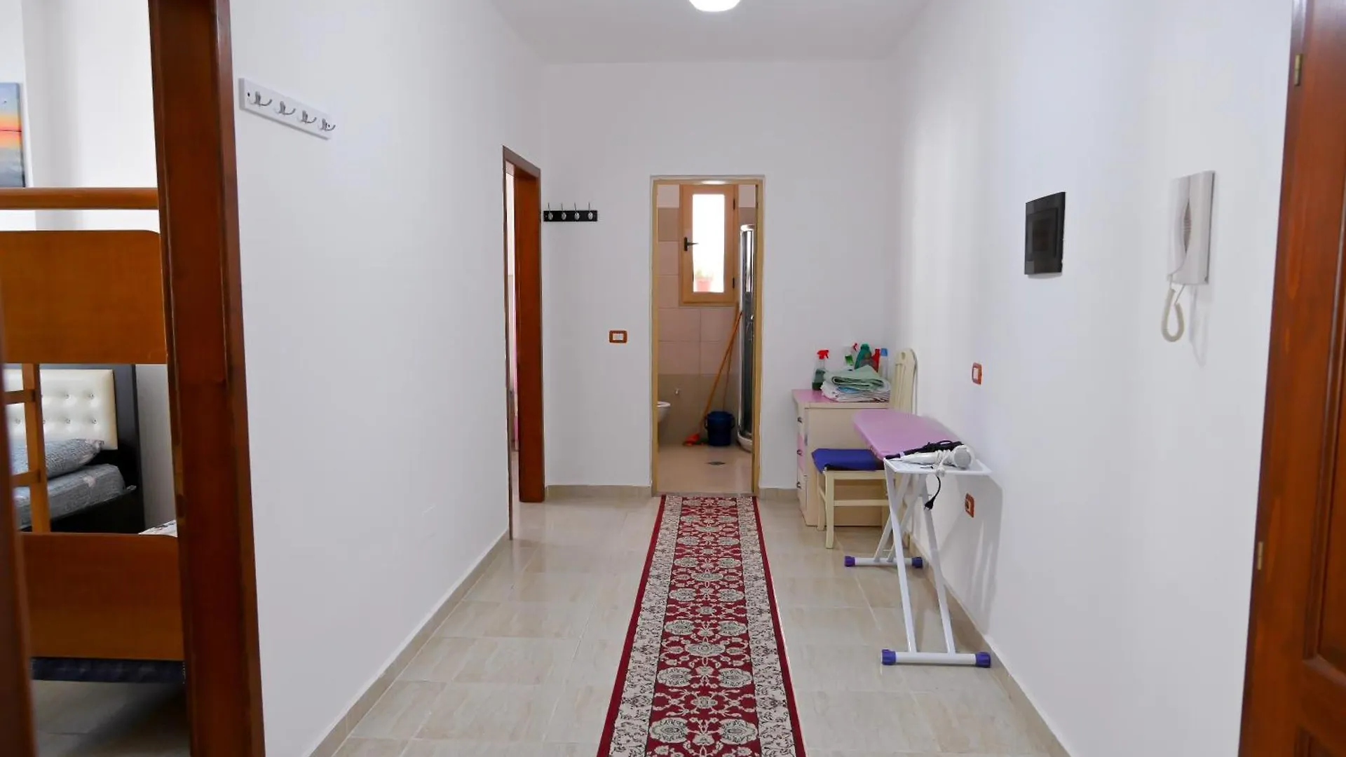 Shengjin Holidays Apartments 0*,