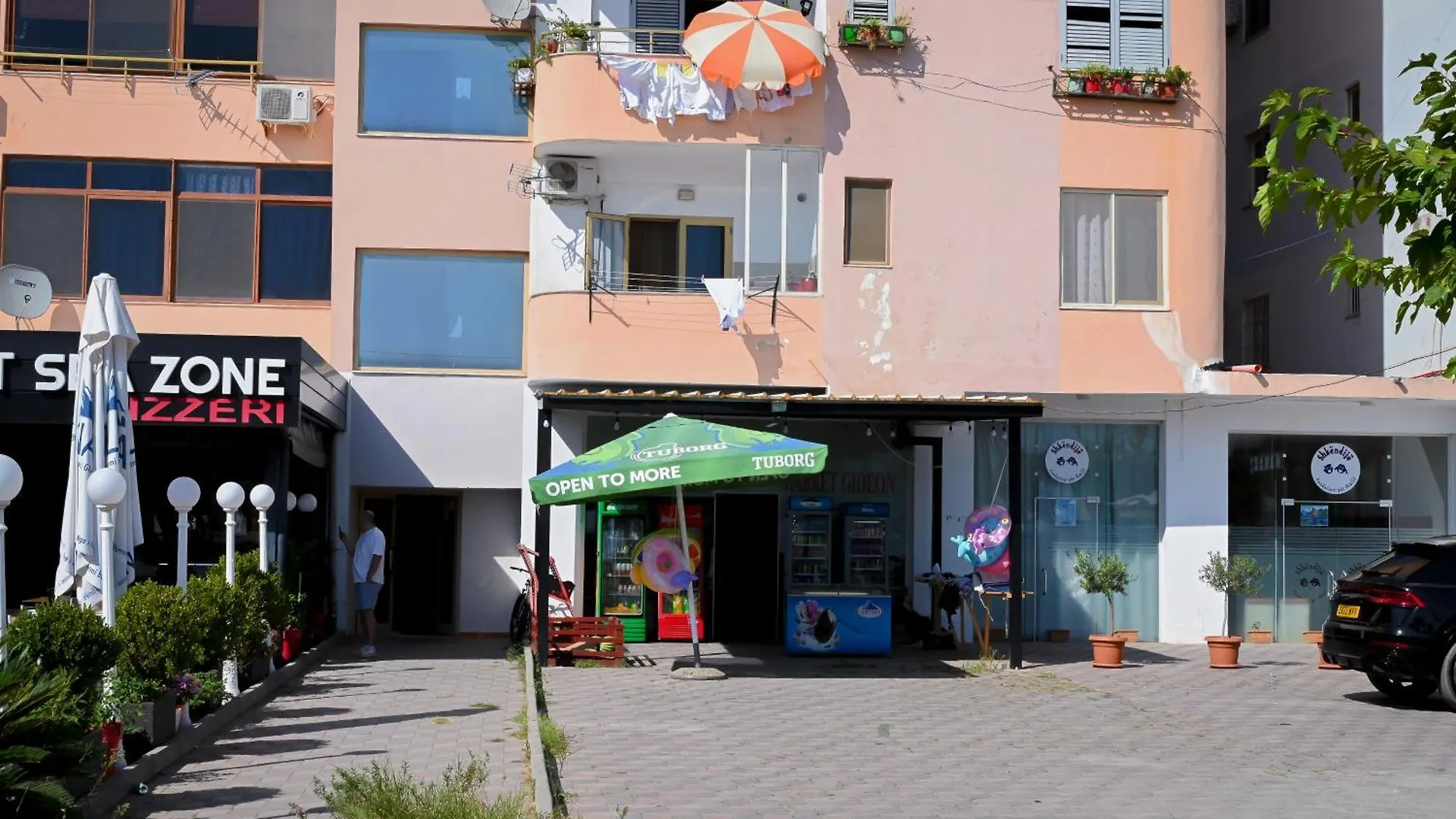 Shengjin Holidays Apartments